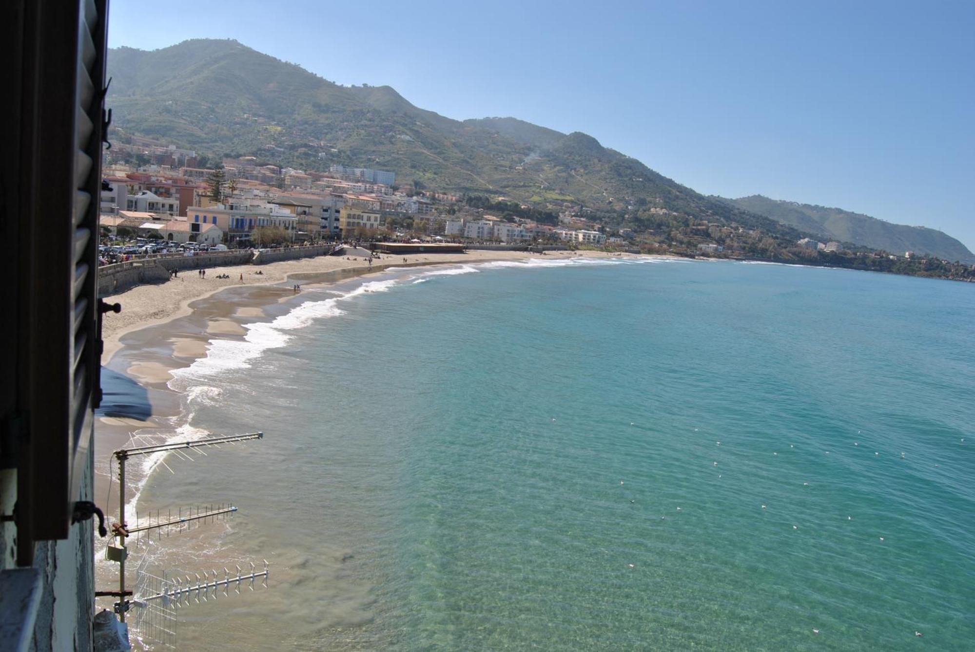 체팔루 Balconi Bellavista 아파트 객실 사진